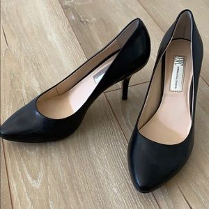 INC Classic Black Pumps
